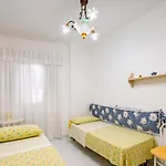 Leuca Tatil Evi *